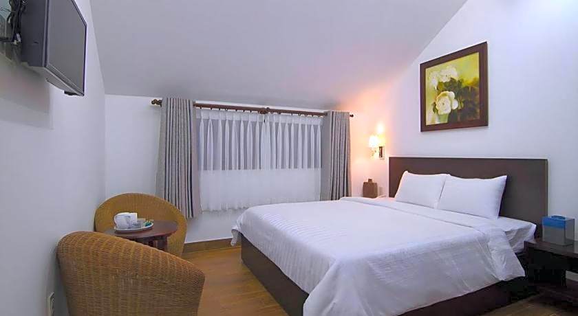 Giai Dieu Melody Hotel