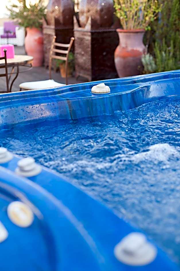 Alcoba Del Rey De Sevilla