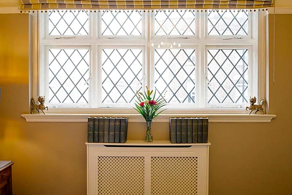 Prince of Wales - Townhouse