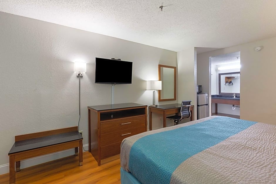 Motel 6-Albany, GA