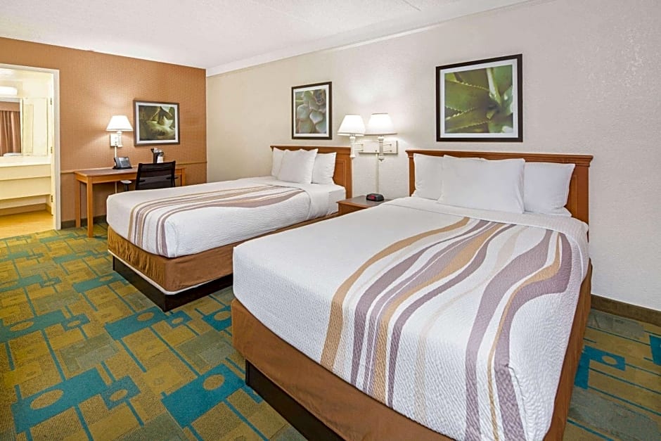 La Quinta Inn & Suites by Wyndham San Diego Scripps Poway