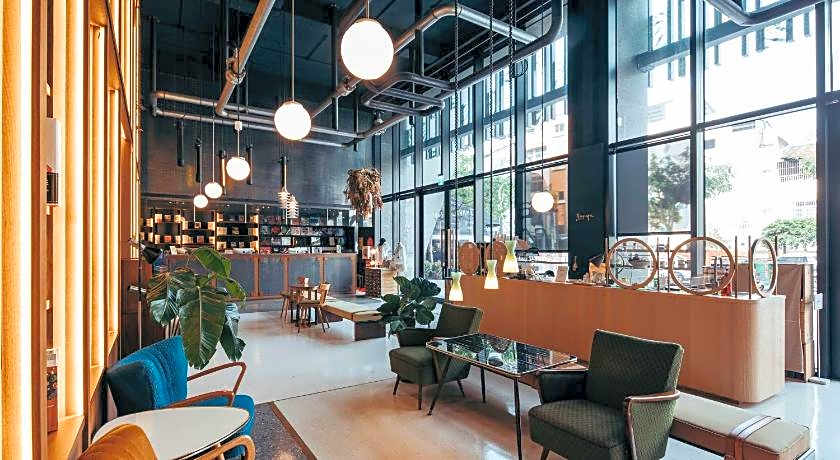 U.I.J Hotel&Hostel (UIJ)