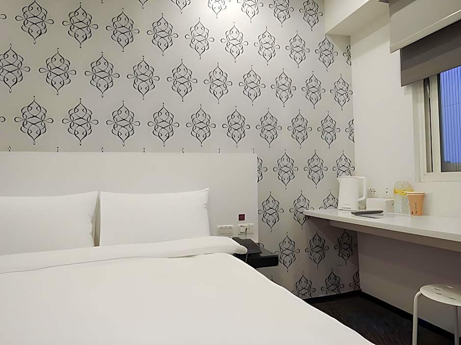 CHECK inn Express Taipei Yongkang