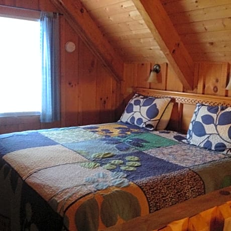 One-Bedroom Cabin