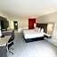 Ramada by Wyndham Tuscaloosa
