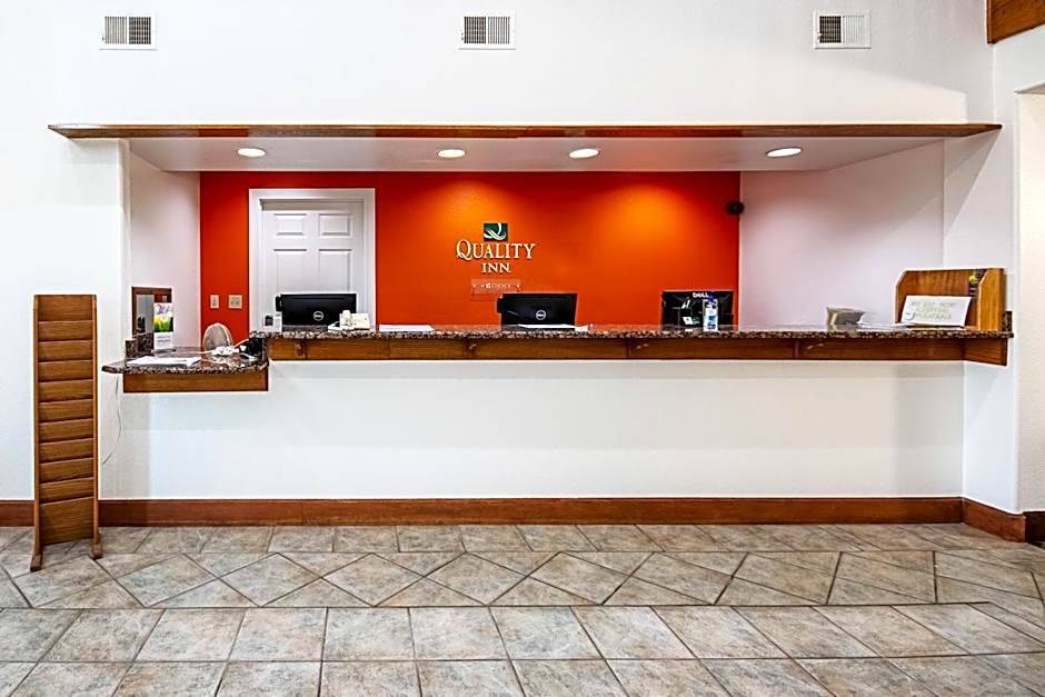 Quality Inn Dodge City