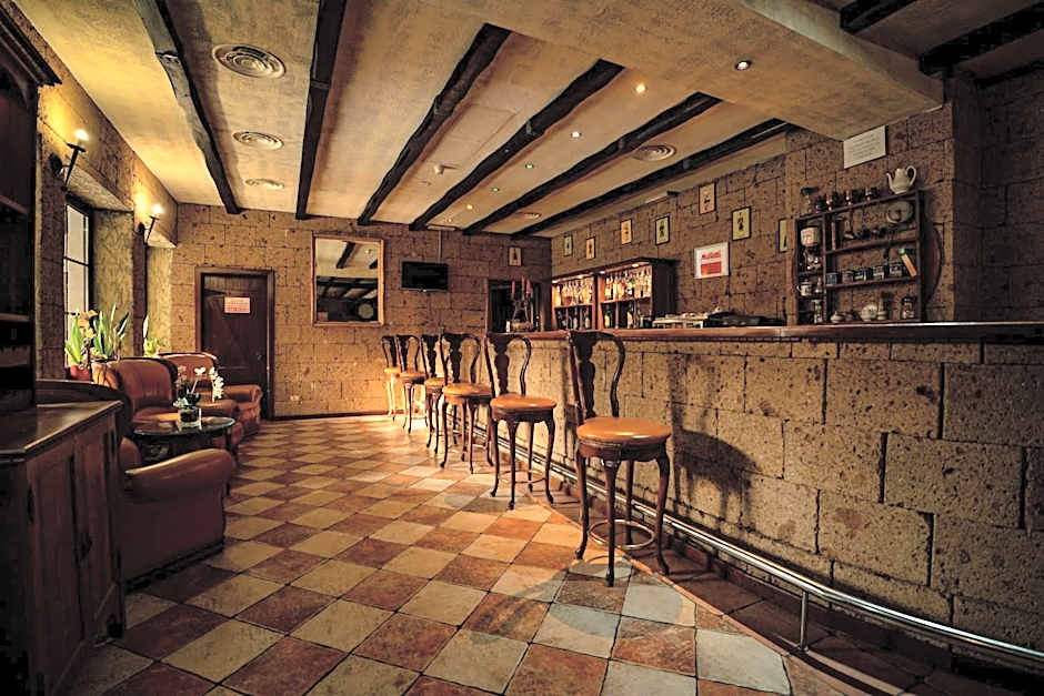 House of Dracula Hotel