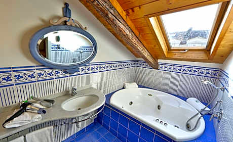 Junior Suite with Spa Bath