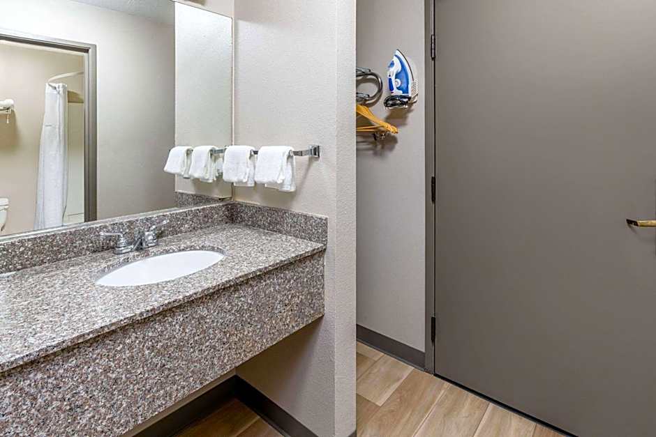 Days Inn by Wyndham Los Lunas