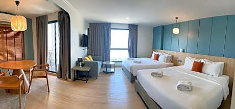 Deluxe Family Room