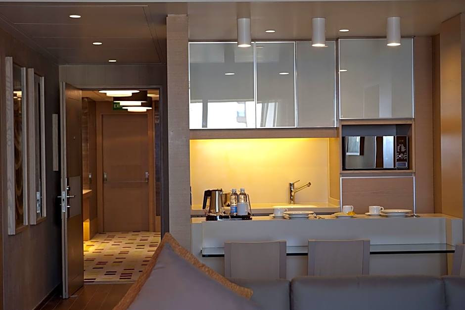 Saifi Suites