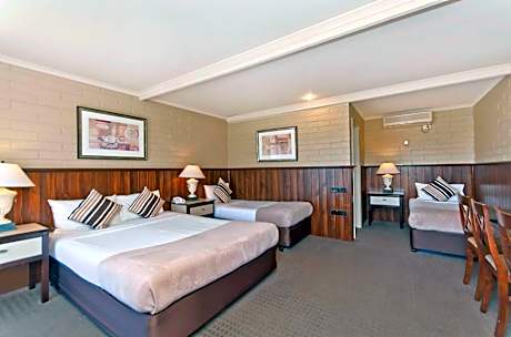 Quadruple Room - Non Smoking