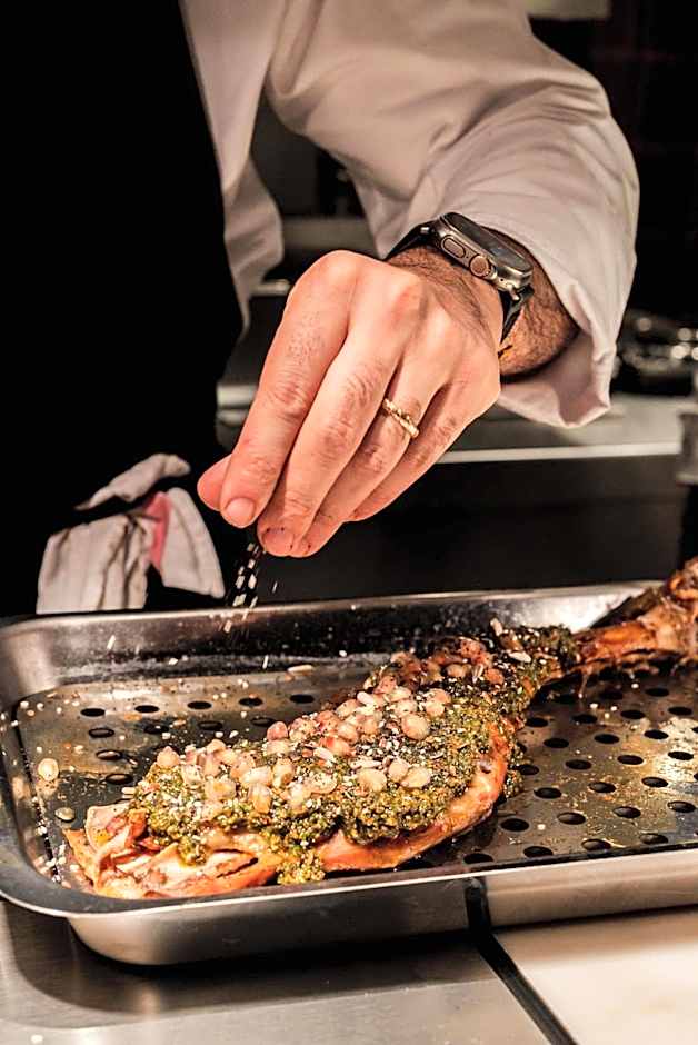 Brach Madrid - Evok Collection