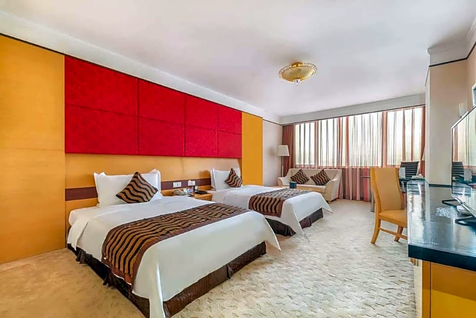 Days Hotel & Suites by Wyndham Jiaozuo