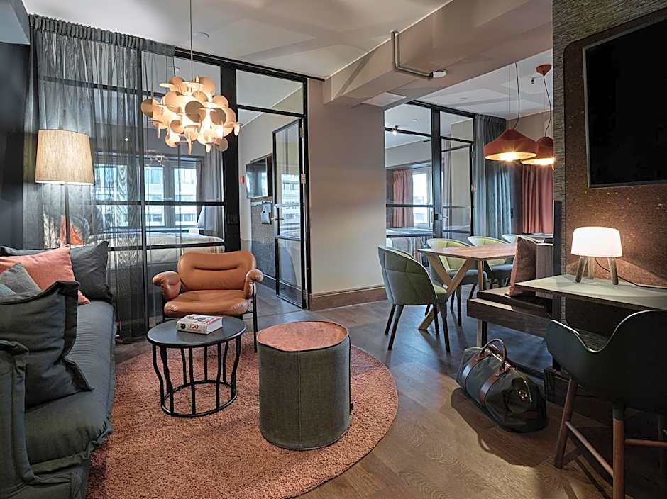 Downtown Camper by Scandic