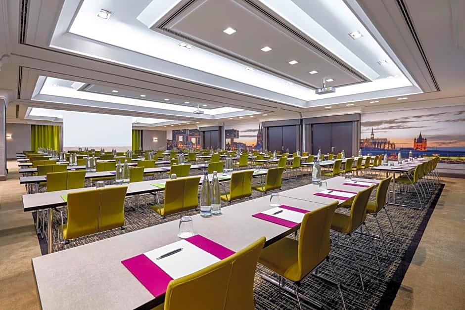 Lindner Hotel Cologne City Plaza, part of JdV by Hyatt
