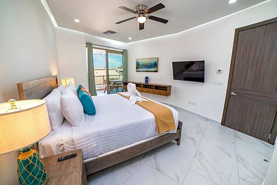 Casa Blanca Golf Villas