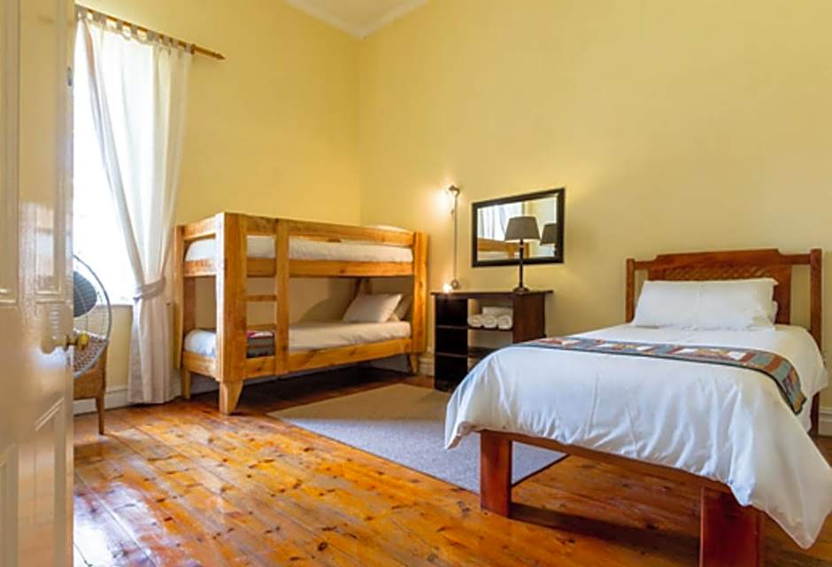 NANNA ROUS' TOWN HOUSE