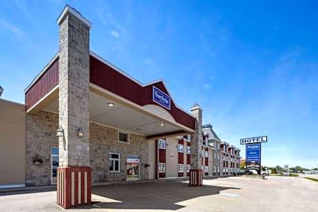 Travelodge by Wyndham Roberval