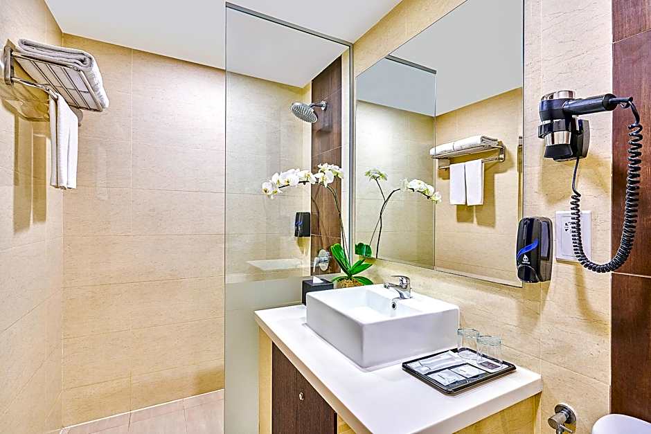 Sama-Sama Express KLIA Terminal 1 - Airside Transit Hotel