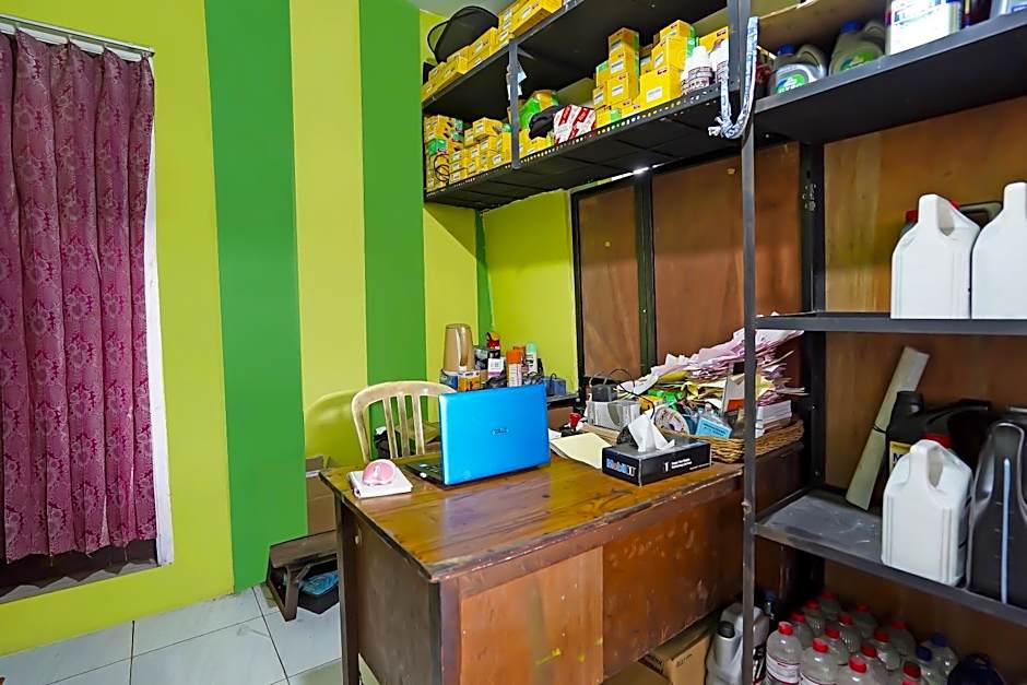 Hotel O Kost Auto Syariah Anggaswangi