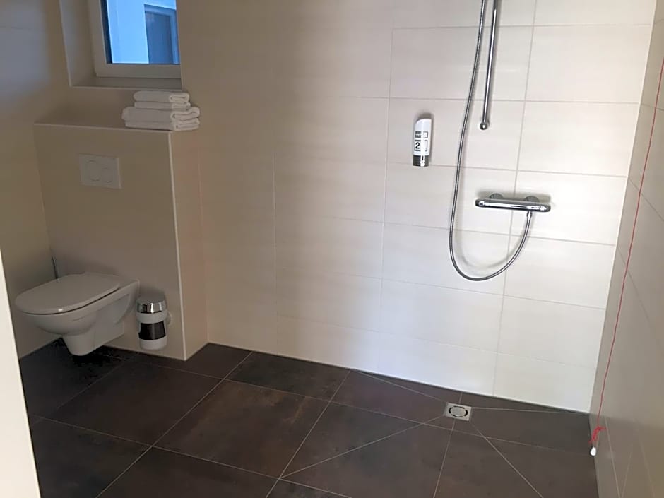 Burg Rooms - 24h Self-Check-in