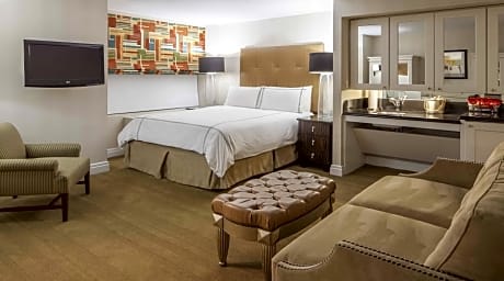 suite classic queen bed