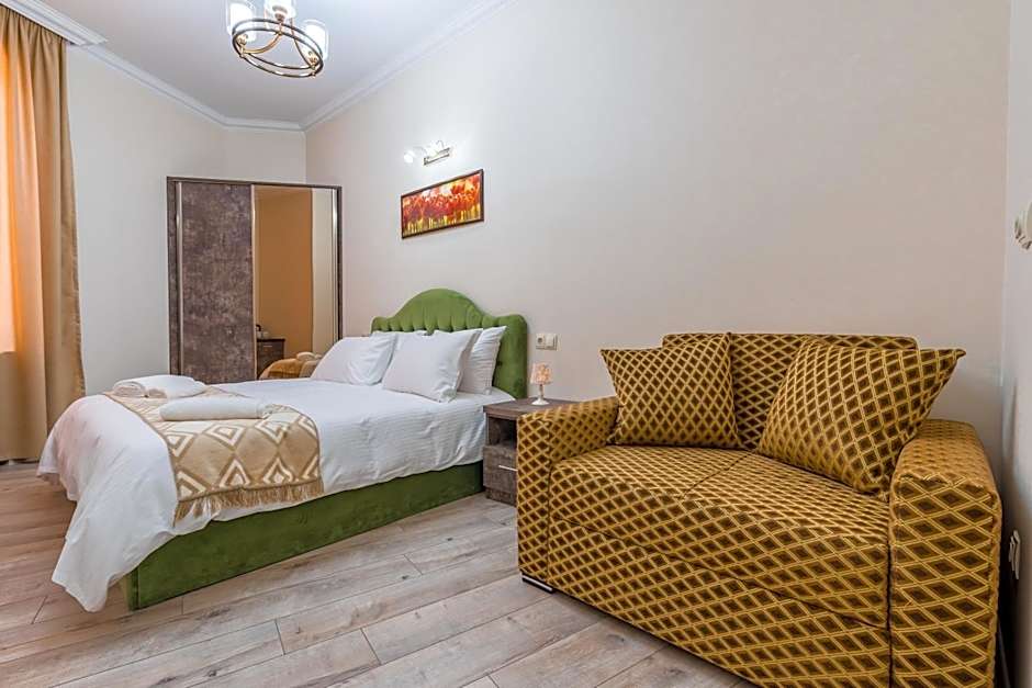 Golden Light Hotel
