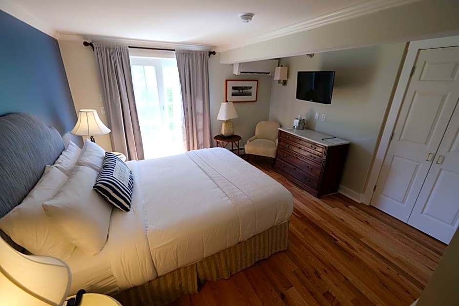 The Beach House Inn