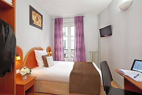 Single Room with Private Bathroom