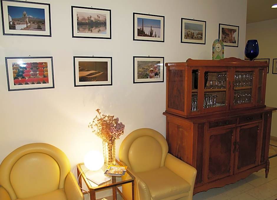 Deco Hotel