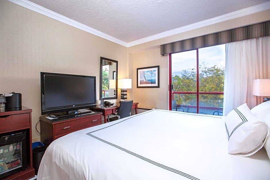 Granville Island Hotel