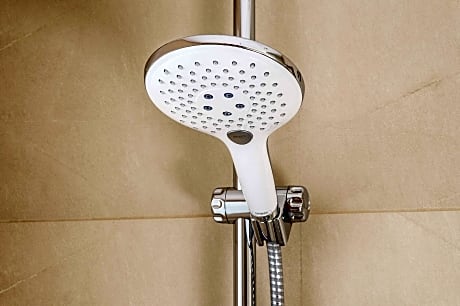 STANDARD ROOM (2AD + 1CH)