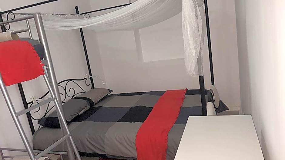 Lisbon Hostel Terminal 3