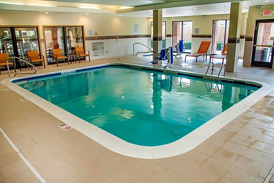 Courtyard by Marriott Rocky Mount