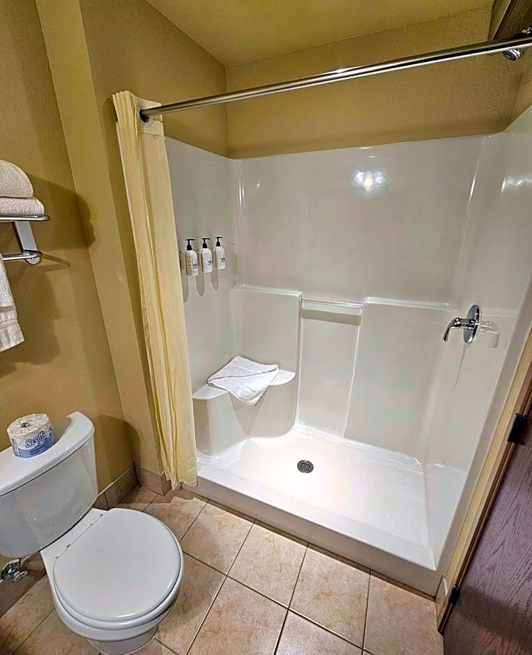 Cobblestone Inn And Suites