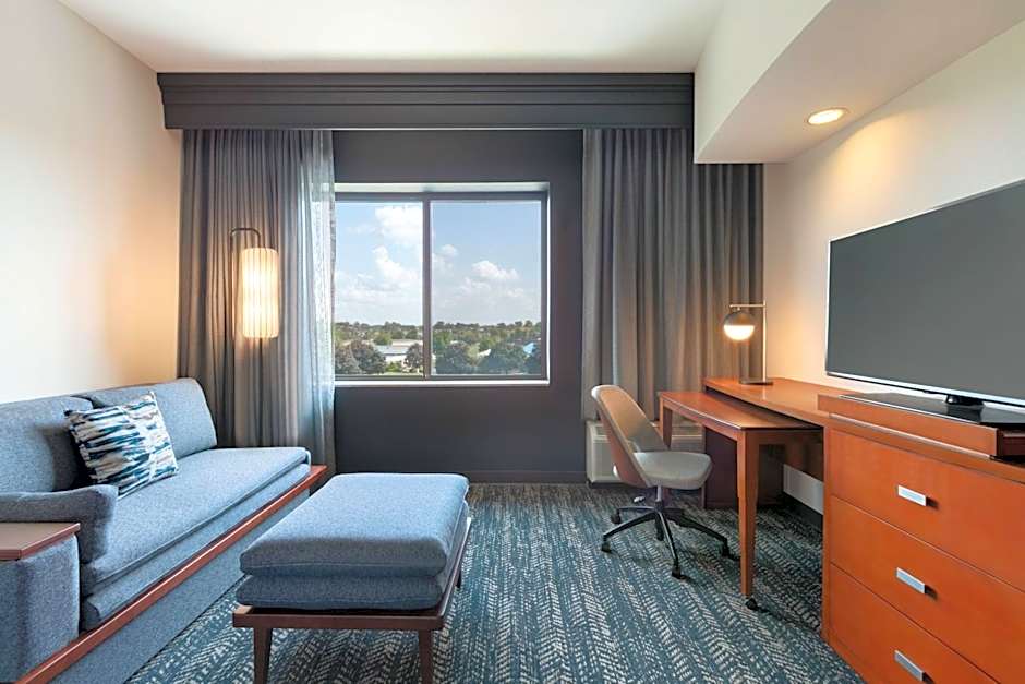 Courtyard by Marriott Lancaster
