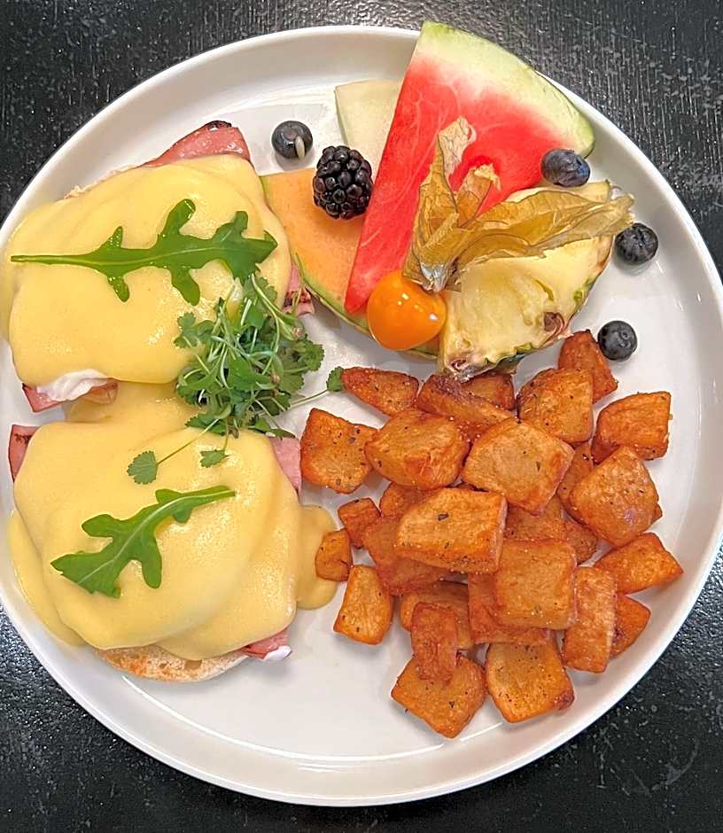 Hotel & Suites Le Dauphin Drummondville