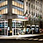 Courtyard by Marriott Chicago Downtown/Magnificent Mile