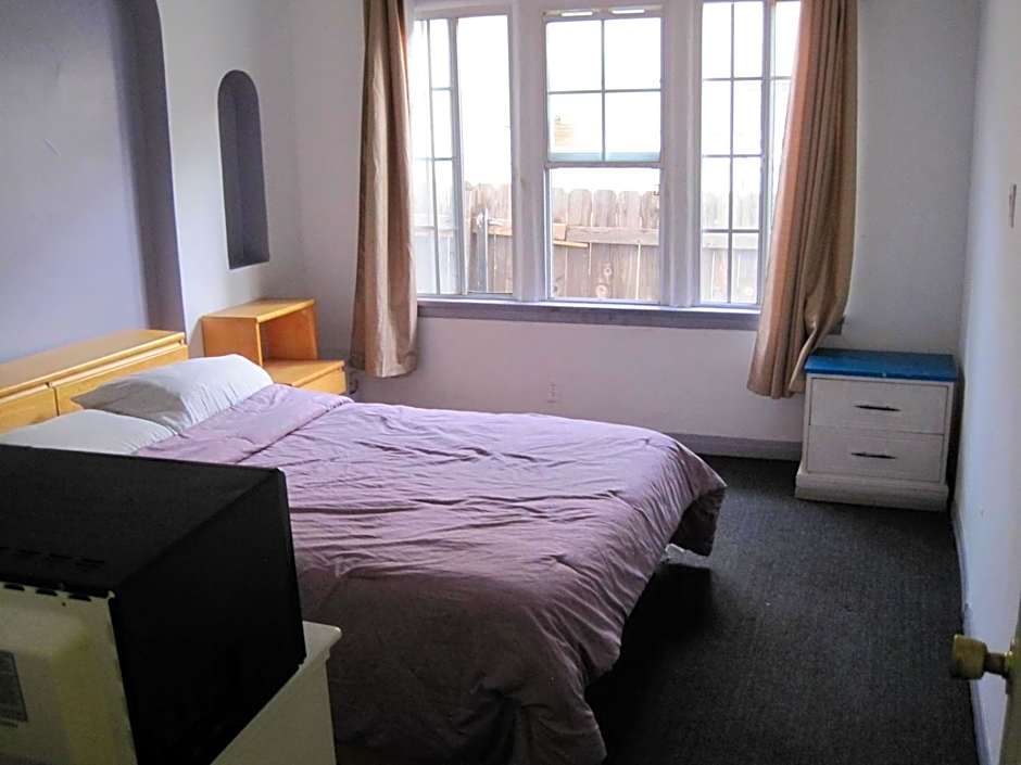 Wilshire Orange Hotel