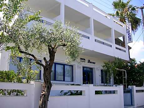 Danae Hotel