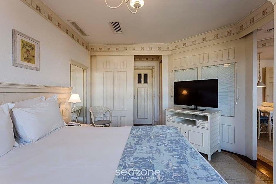 Beachfront Studios at IL Campanario Resort ILCTOP