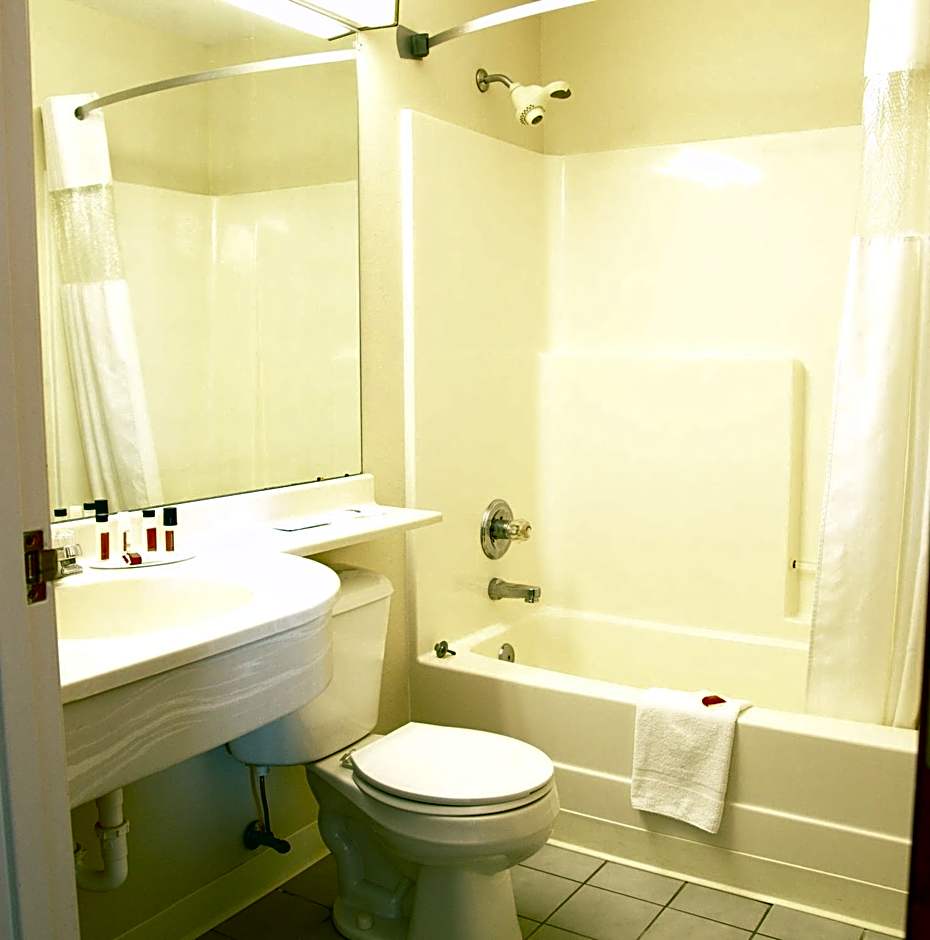 Ramada Limited Bloomington