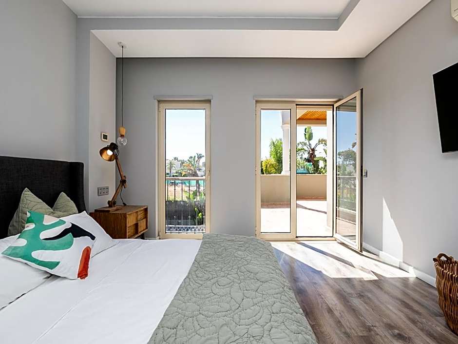 Walk in Hostel Faro Airport