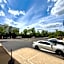Ramada by Wyndham Glendale Heights/Lombard