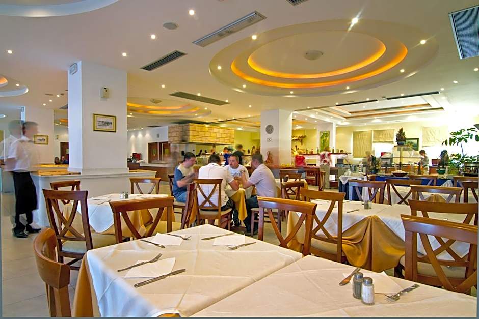 Sun Palace Hotel