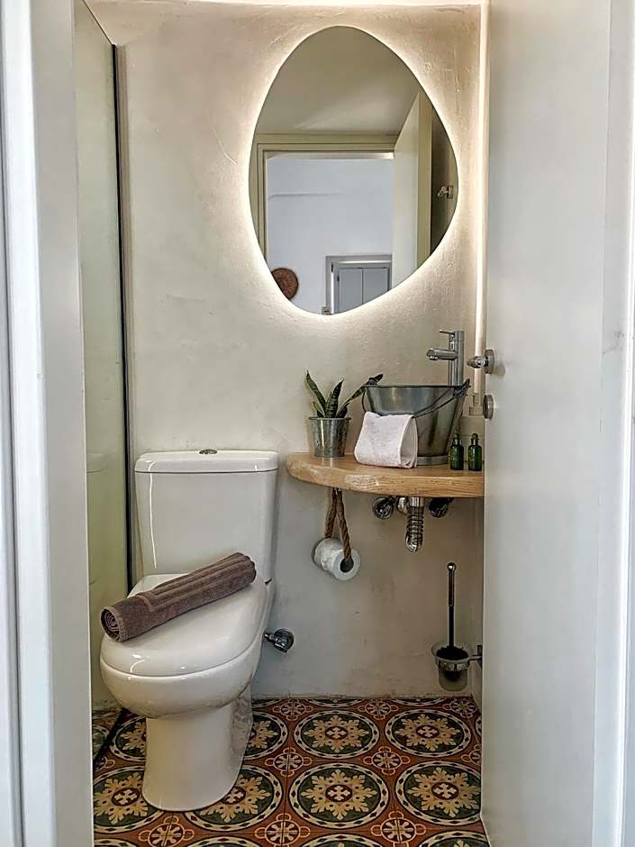 Gigi Rooms – Poros, 
