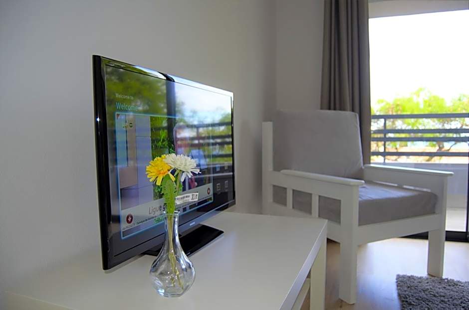 Apartamentos Turísticos Vitoria by Petit Hotels