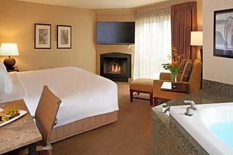 King Room with Whirlpool