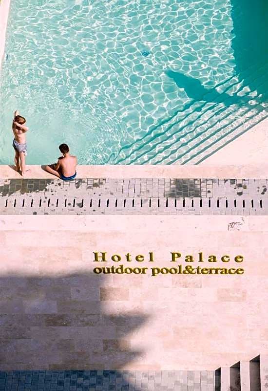 Hotel Palace